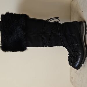 Black Fur-Trimmed Logo Women's Winter Boots